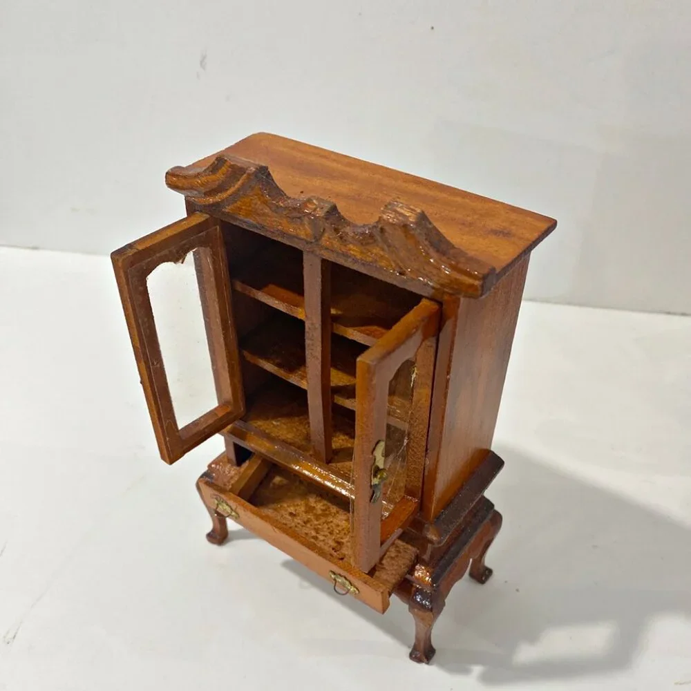 Dollhouse Furniture Three Hands Corp 5 Pc China Cabinet Buffet 3 Chair+ 2  Free - Picture 2 of 11